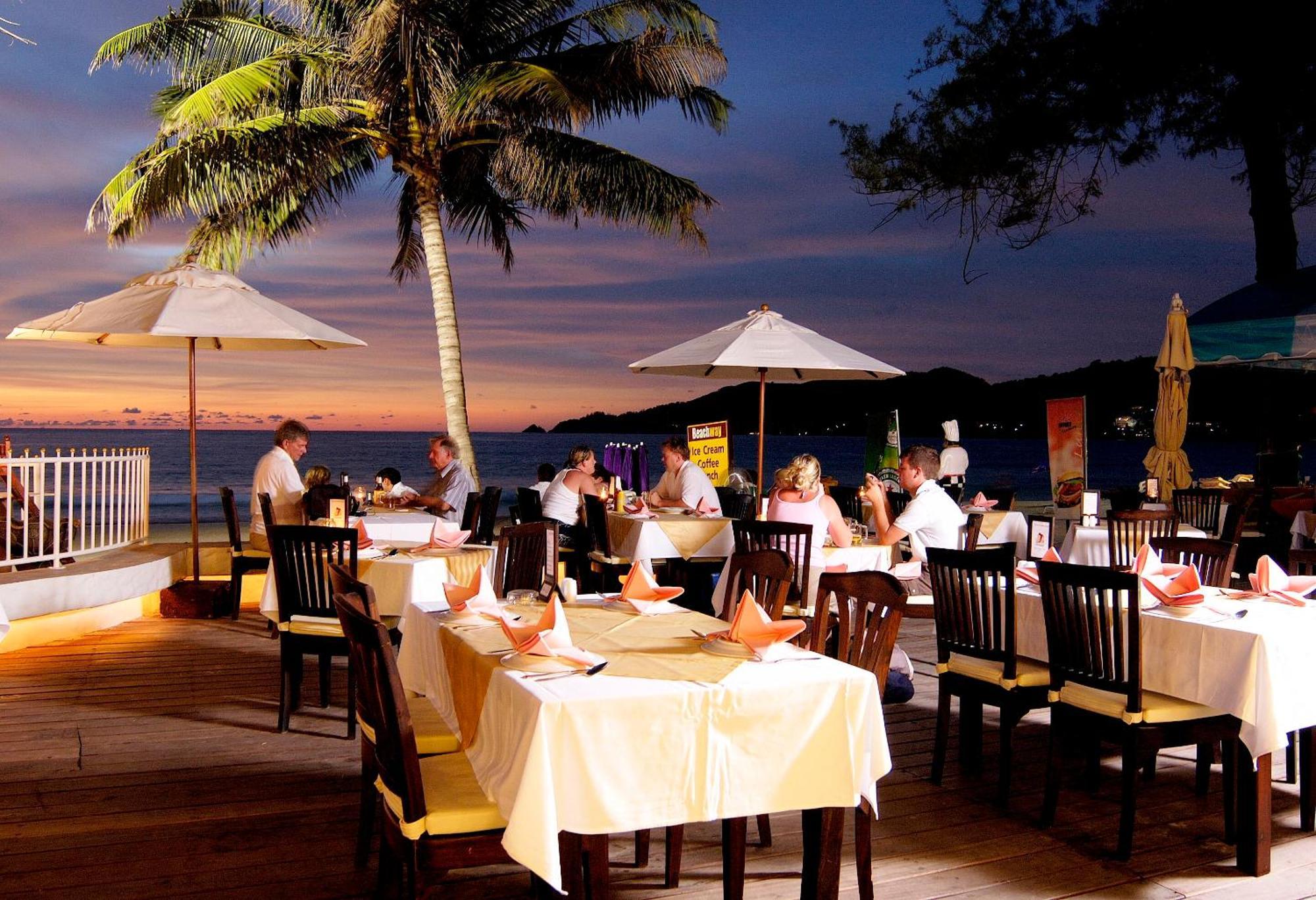 Safari Beach Hotel - SHA Extra Plus Patong Exterior foto