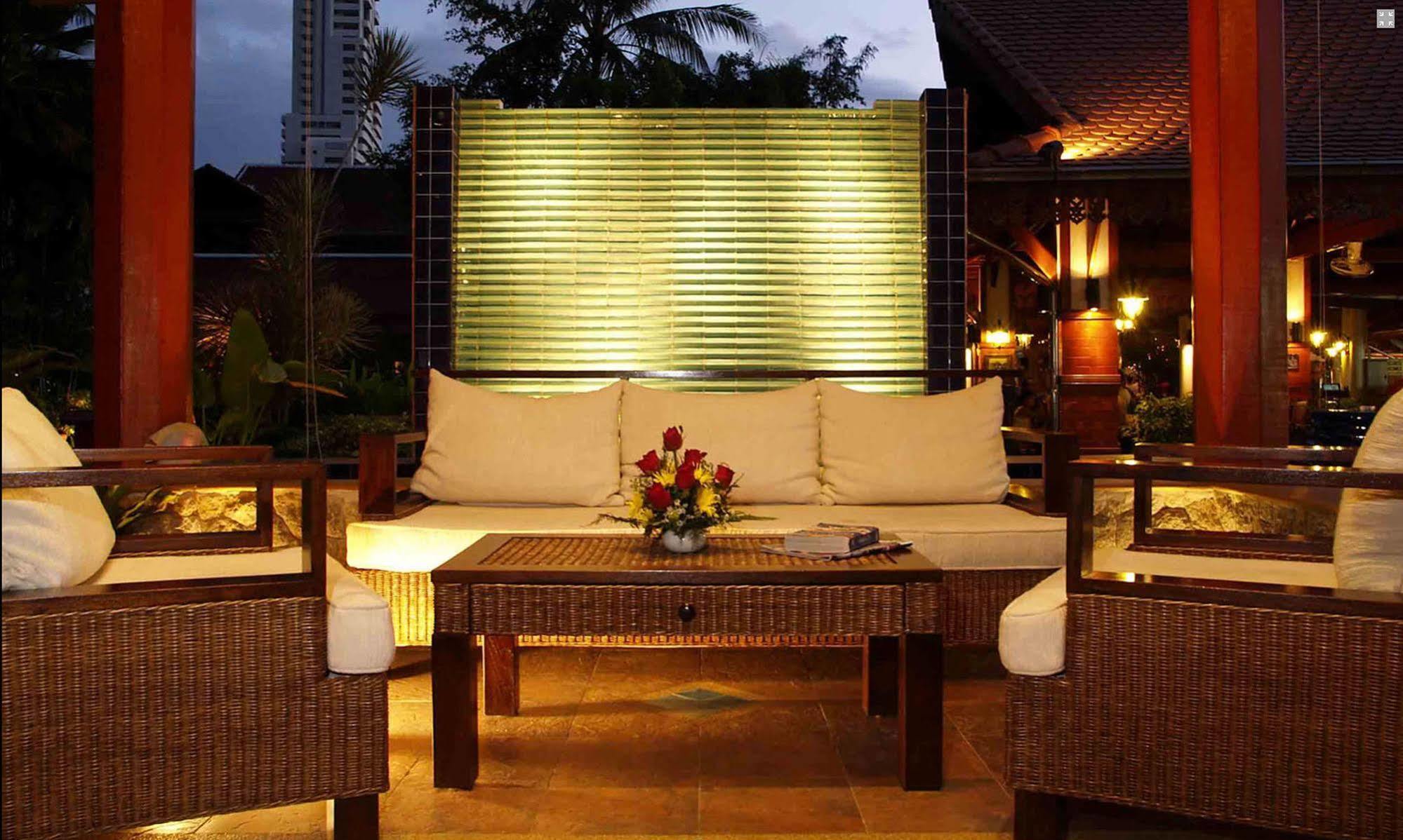 Safari Beach Hotel - SHA Extra Plus Patong Exterior foto